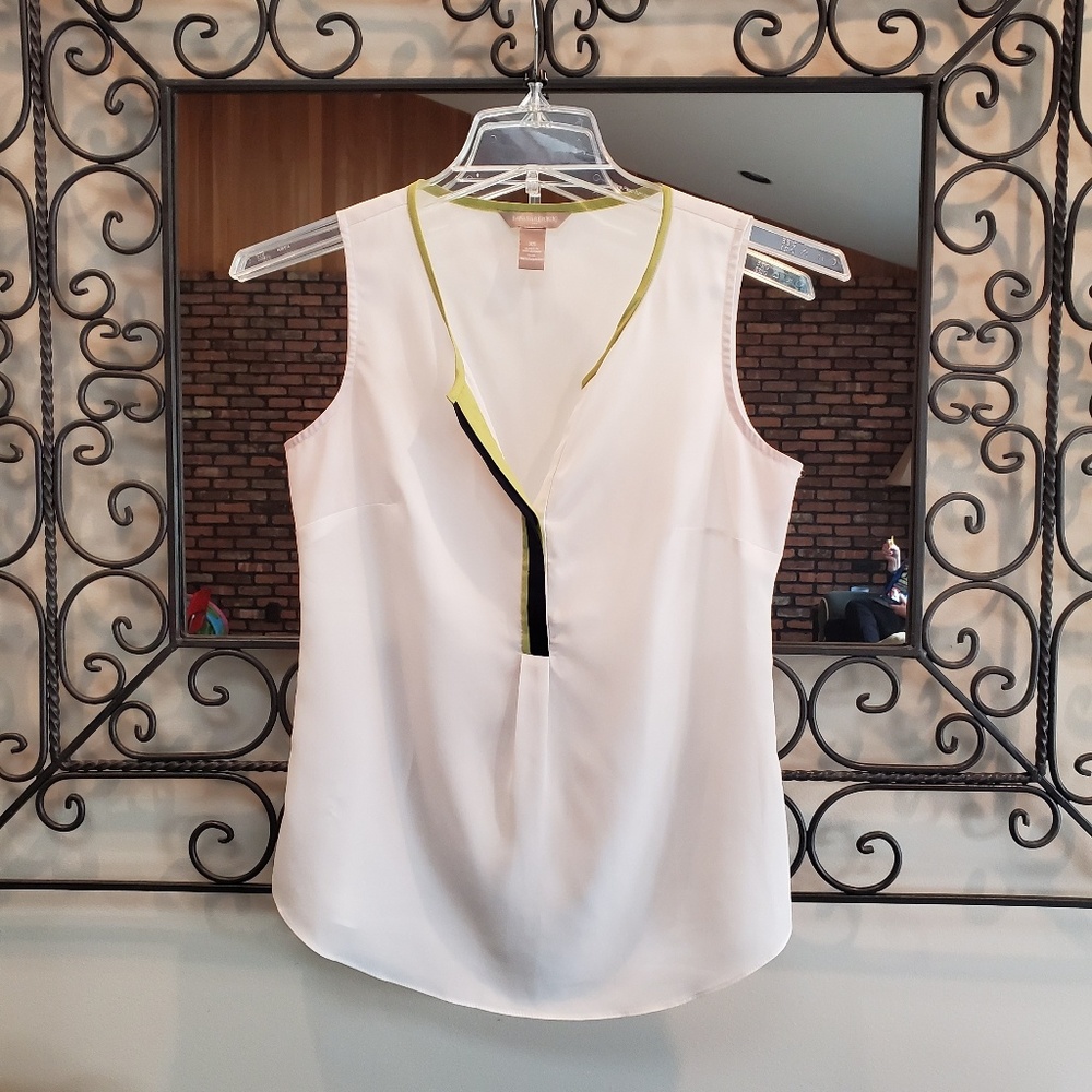 Banana Republic Shell Blouse - Picture 2 of 7